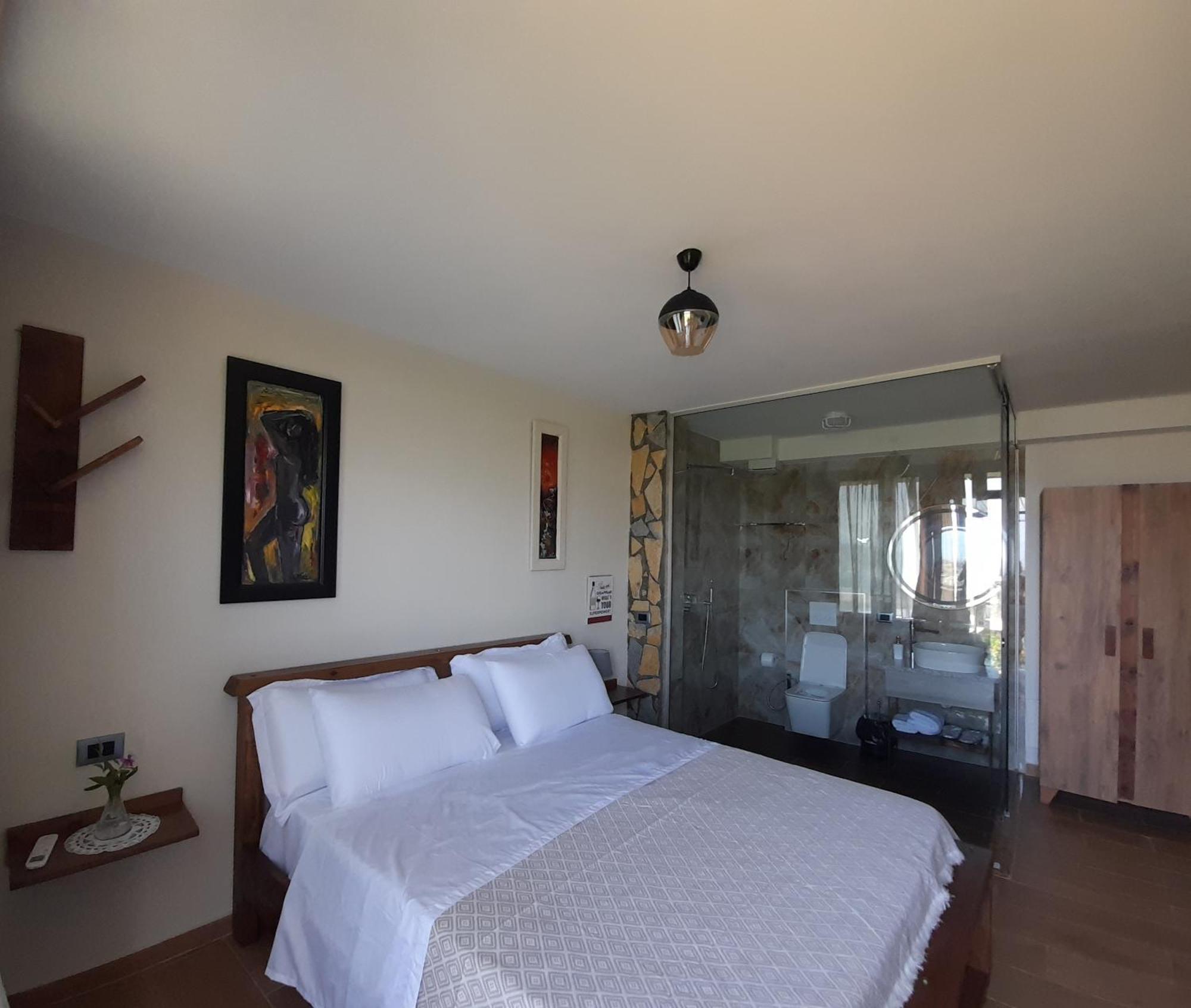 Vila Shehi Guesthouse And Winery Mucaj Zewnętrze zdjęcie